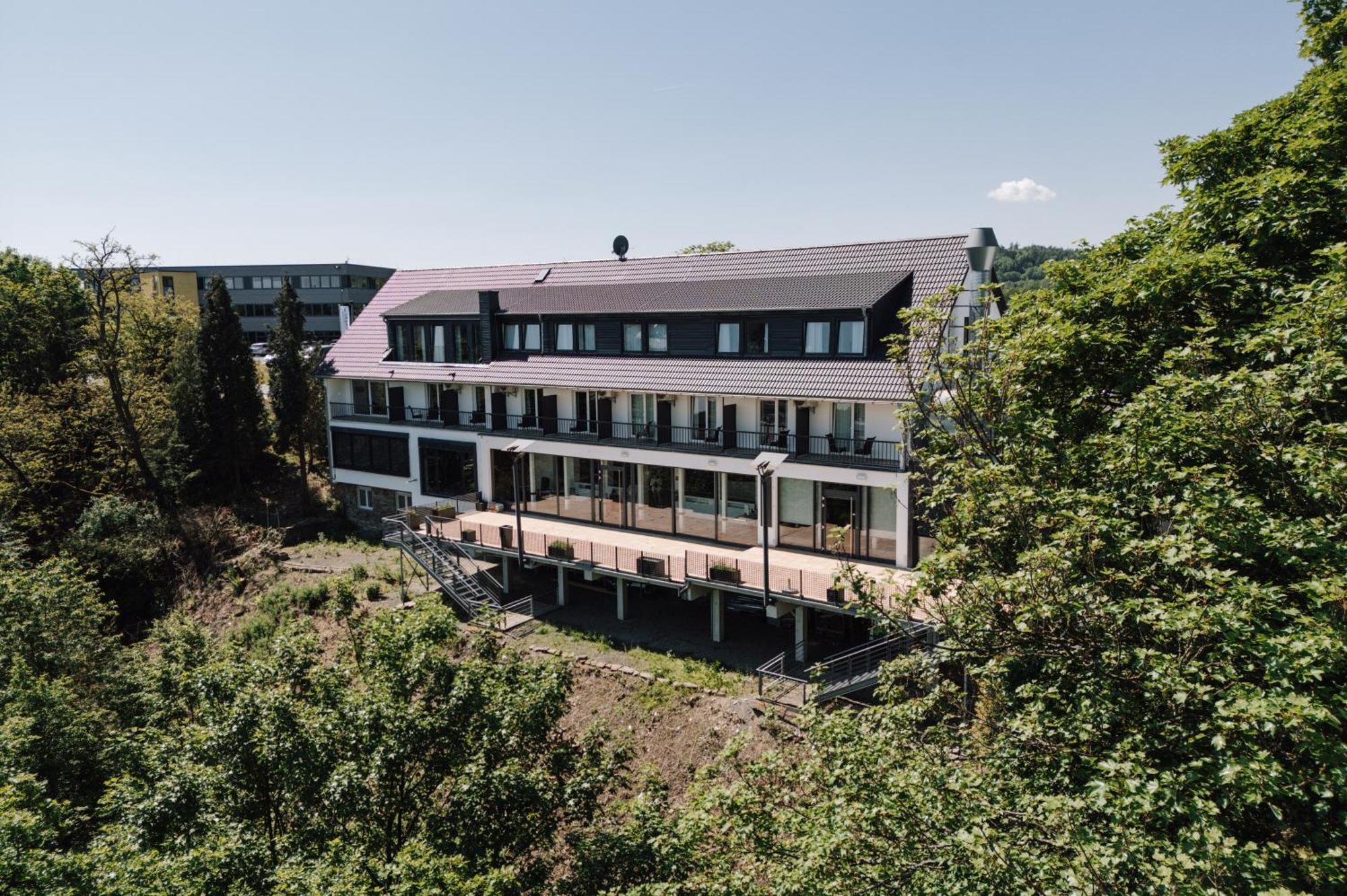 Si-View Einzelzimmer Mit Balkon Zimmer 4 - Hotel Siegen Bagian luar foto